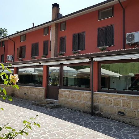 Villa Agriturismo Ricciardelli à Contrada  Extérieur photo