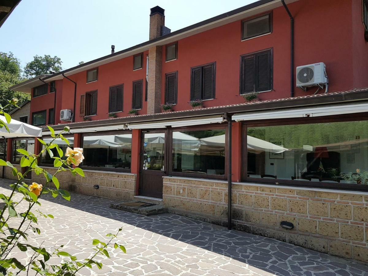 Villa Agriturismo Ricciardelli à Contrada  Extérieur photo